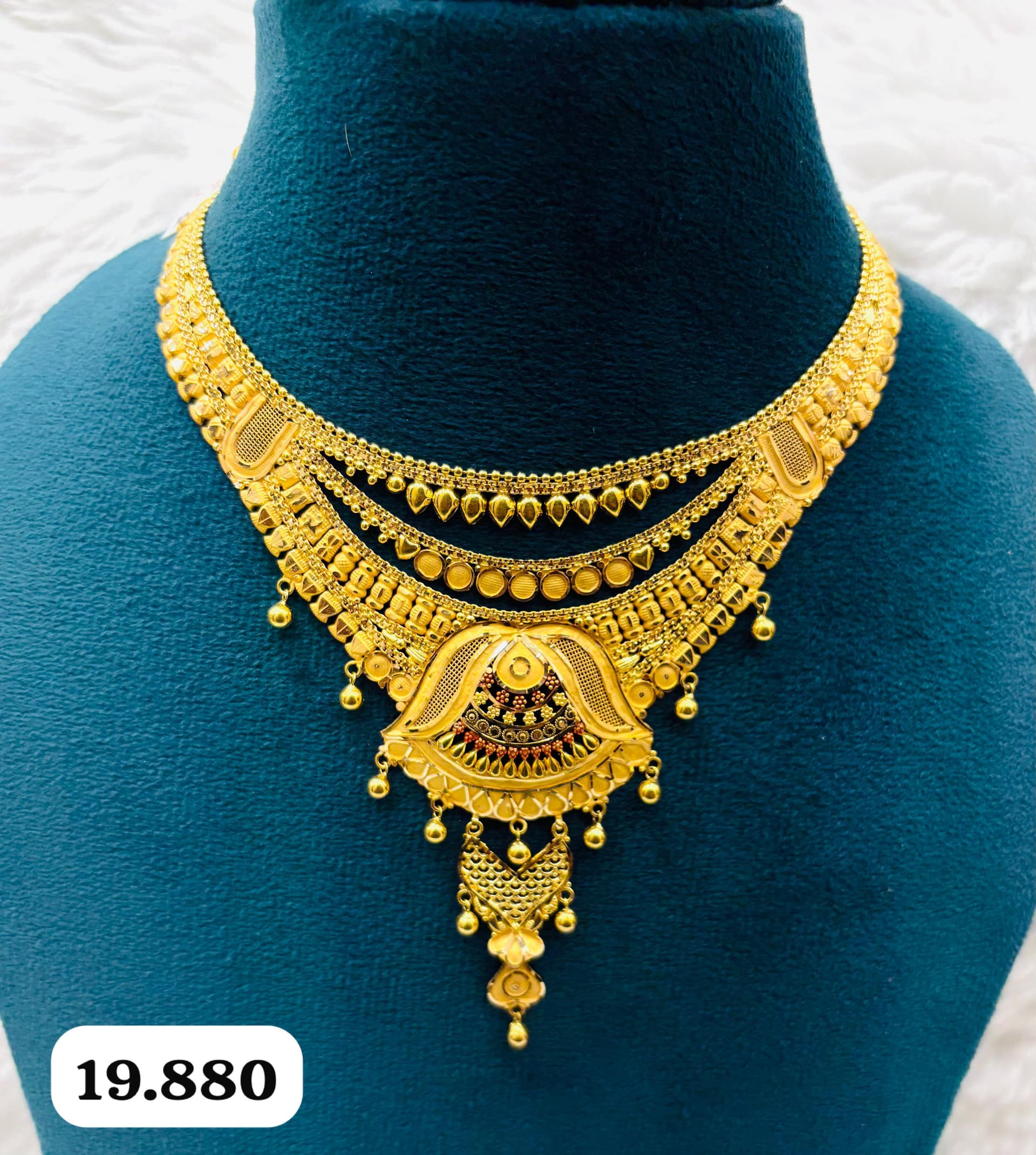 Traditional Gold Necklace