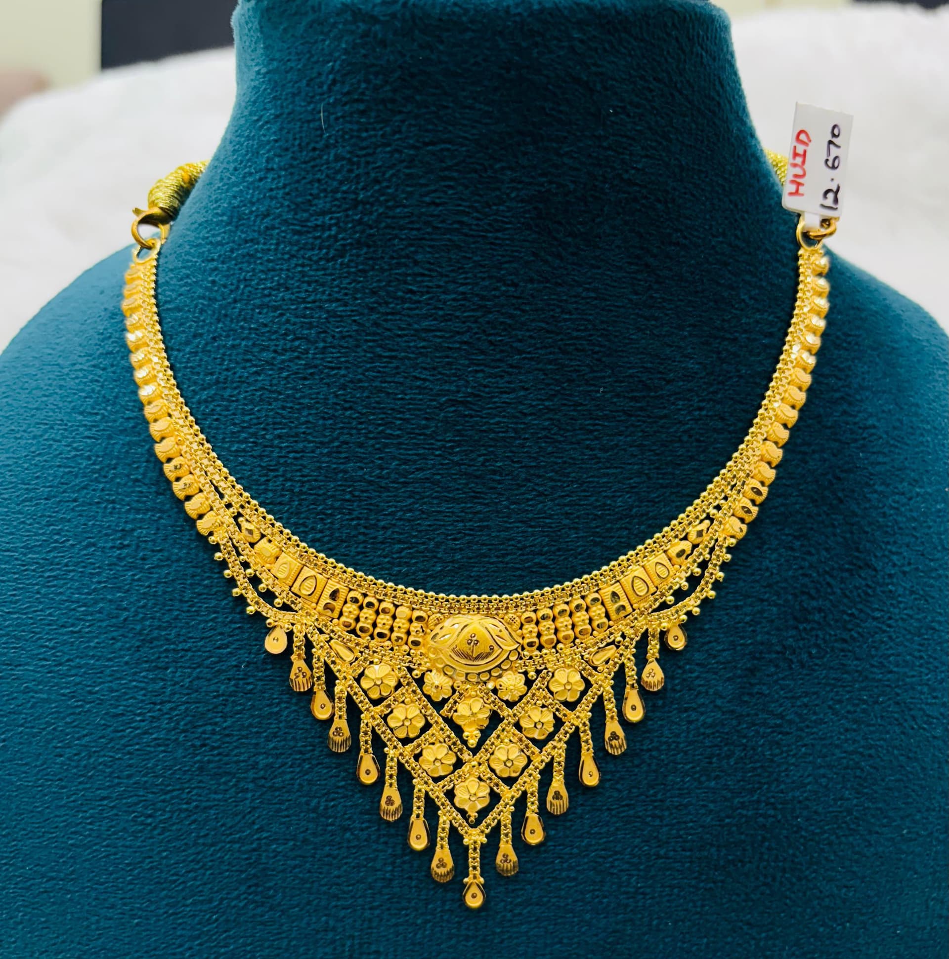 Traditional Gold Necklace