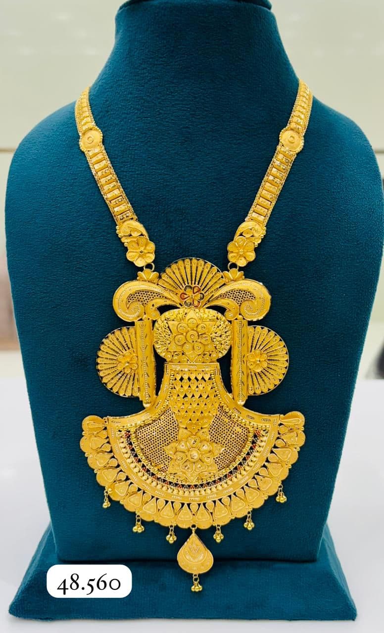 Traditional Gold Necklace