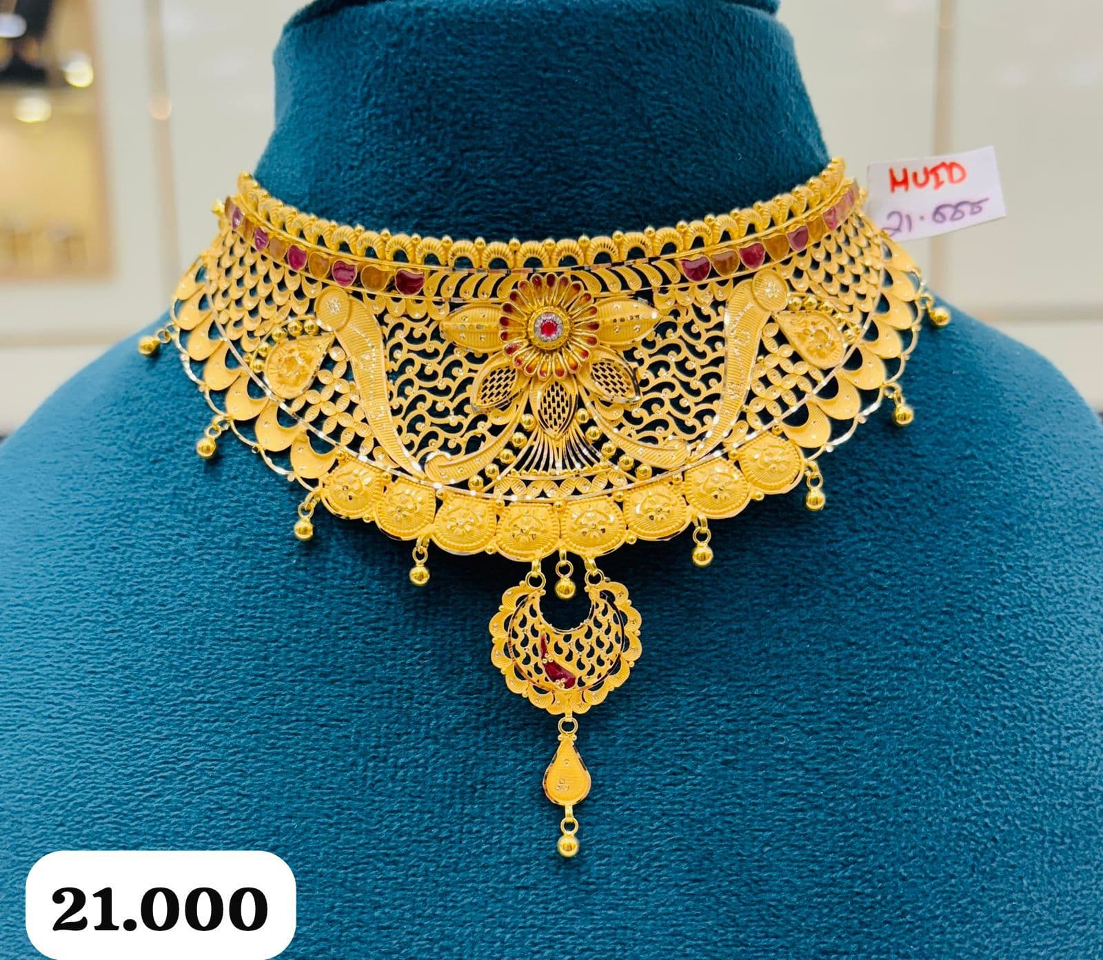 Traditional Gold Necklace