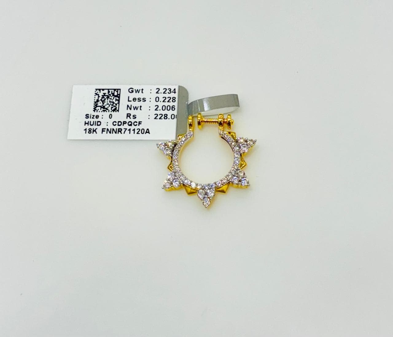 Meera Diamond Nose Pin