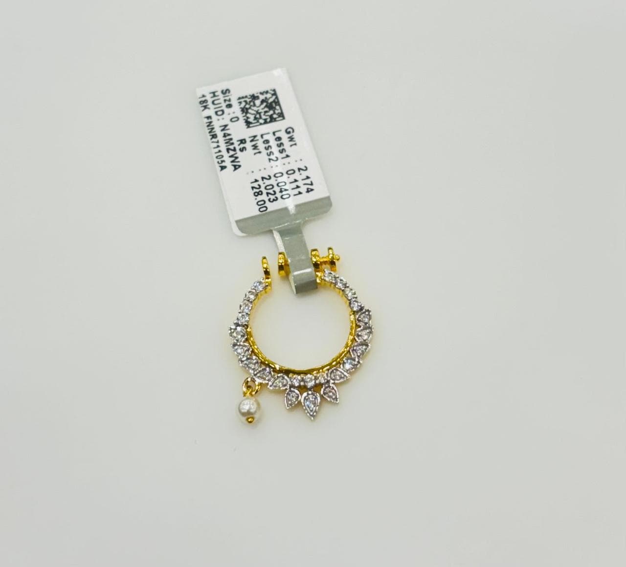 Rivaah Diamond Nose Pin