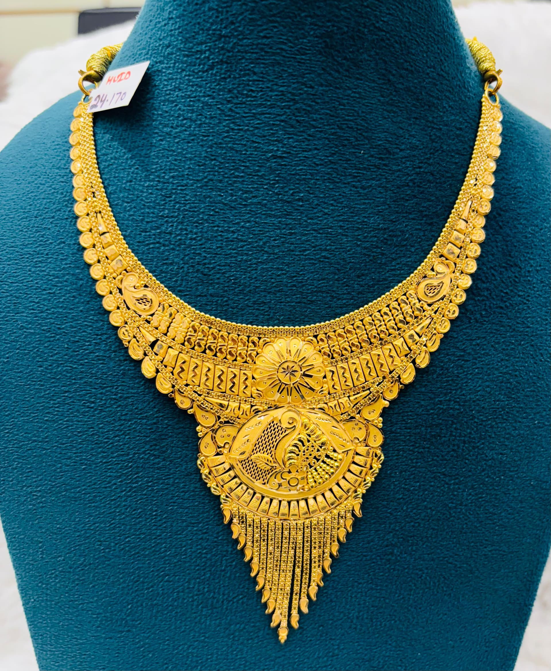 Traditional Gold Necklace