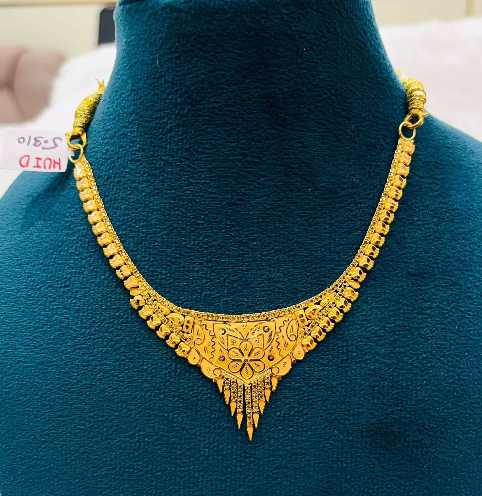 Traditional Gold Necklace