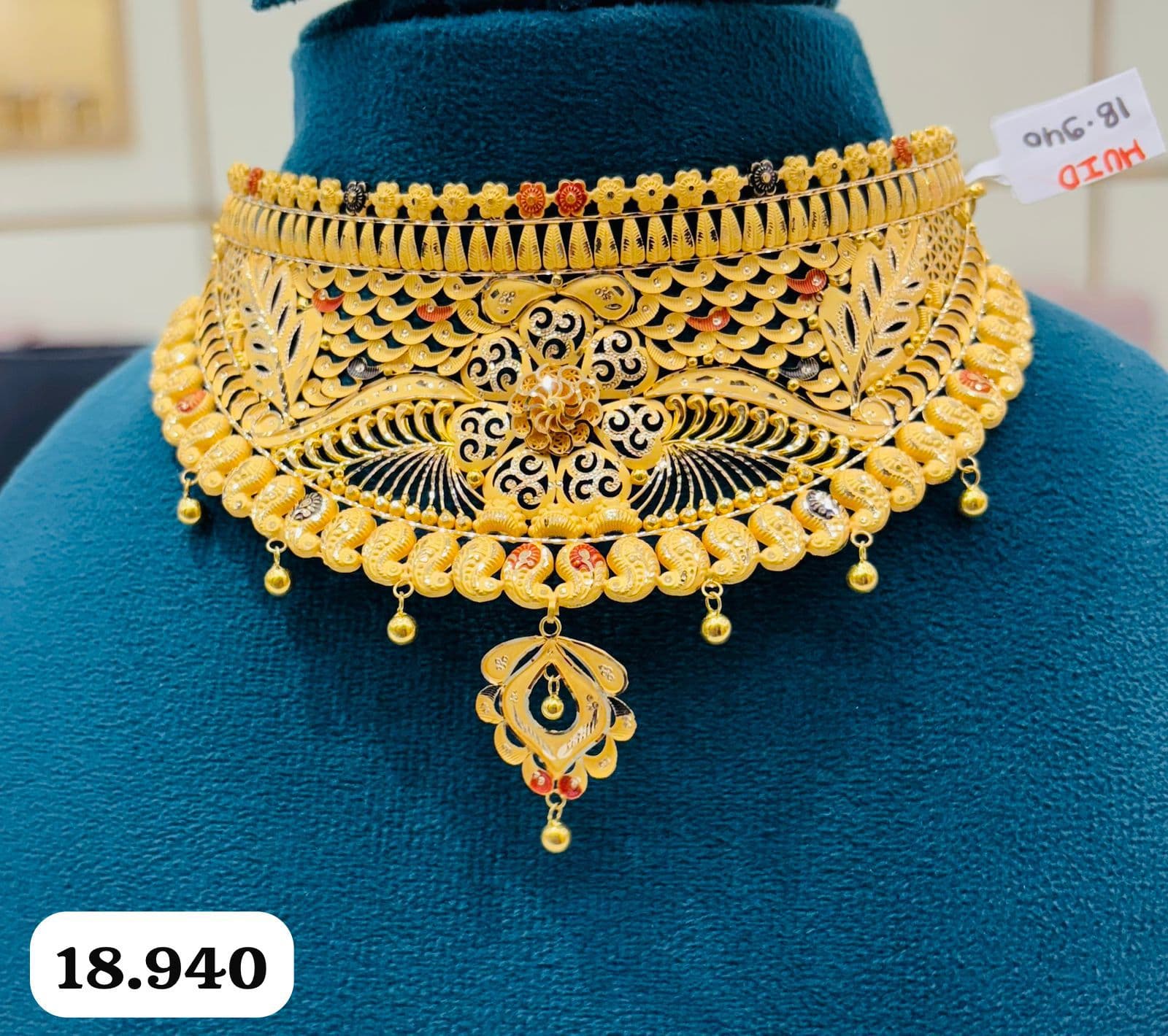 Traditional Gold Necklace