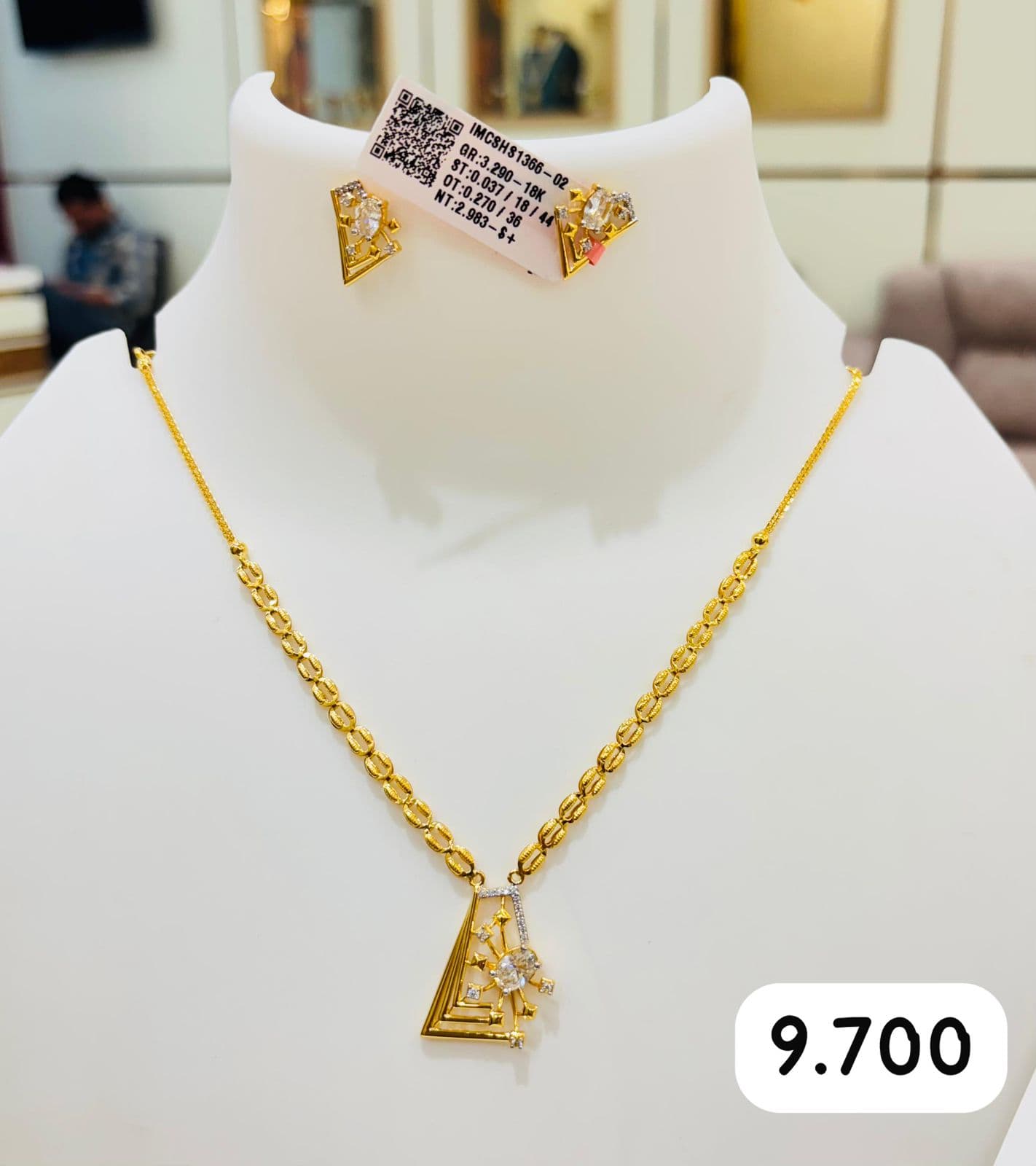 Celeste Diamond Pendant Set