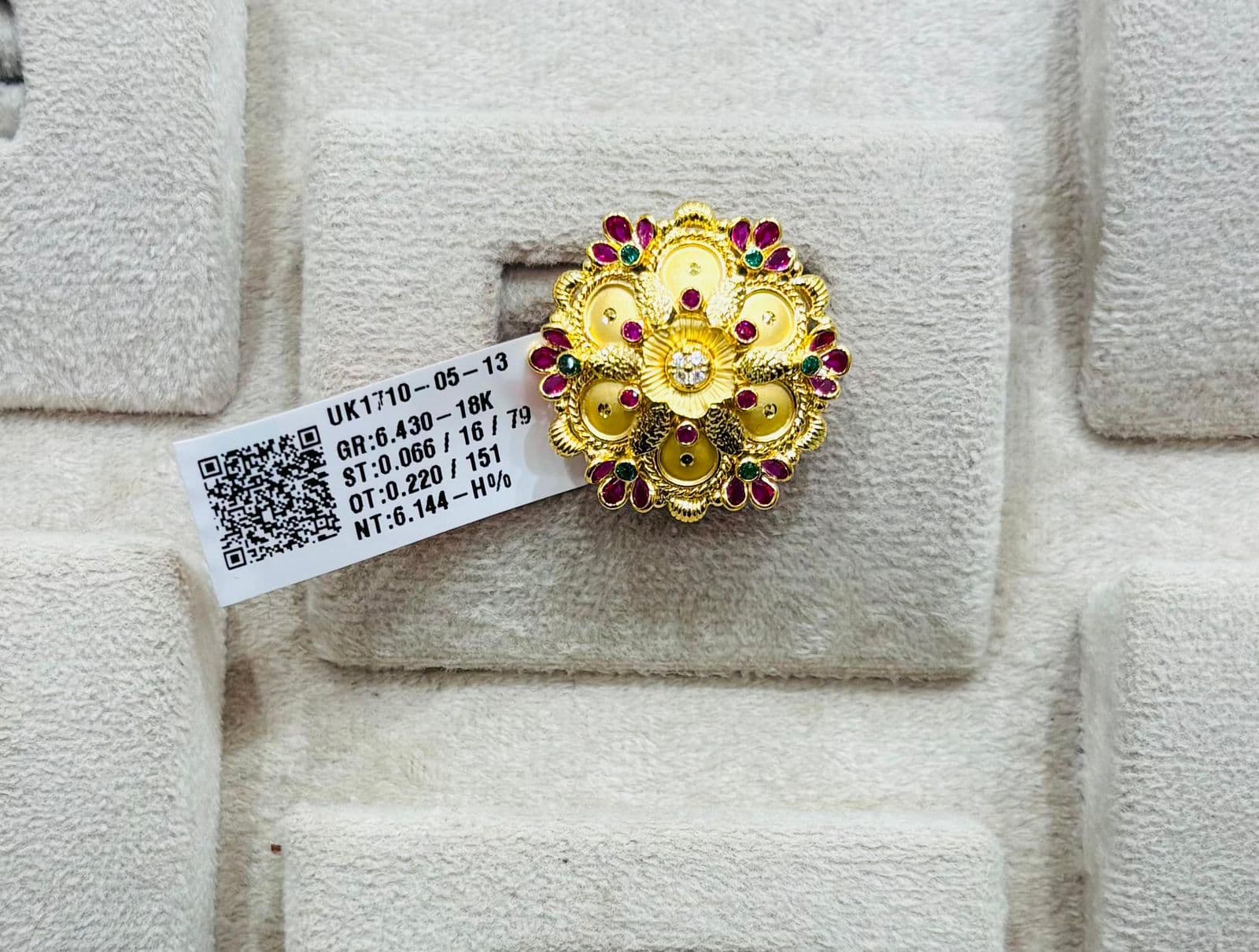 Divine Diamond Ring