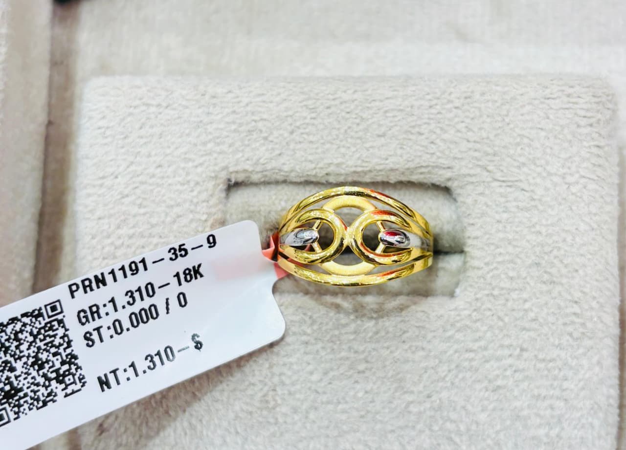 Classic Gold Ring